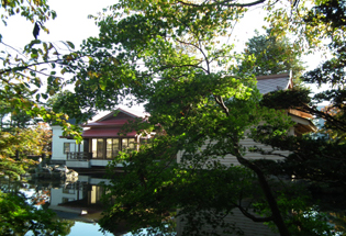 梅村庭園の紅葉１