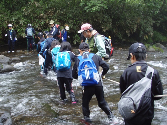 川歩き