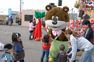 やくまちゃんも待ってます