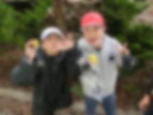 ５
