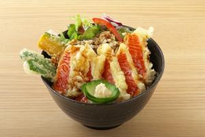 二海サーモンのレア天丼