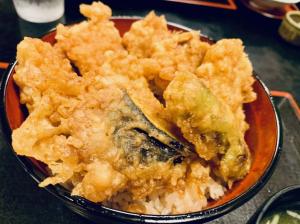 伊勢屋のサーモン天丼
