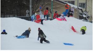 中休み　雪遊び