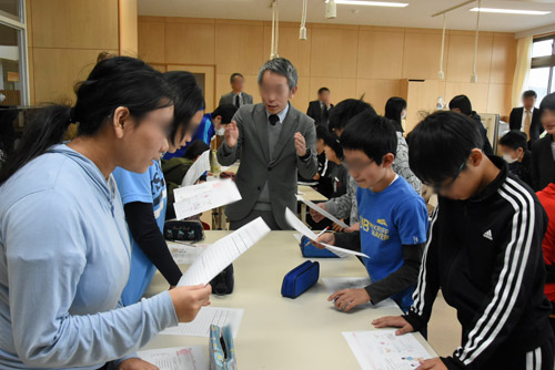 中学校の先生に教えてもらう本格的な英語の授業