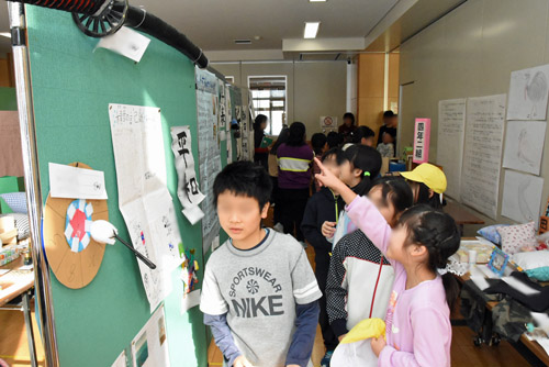 掲示物にも努力の跡が見られます